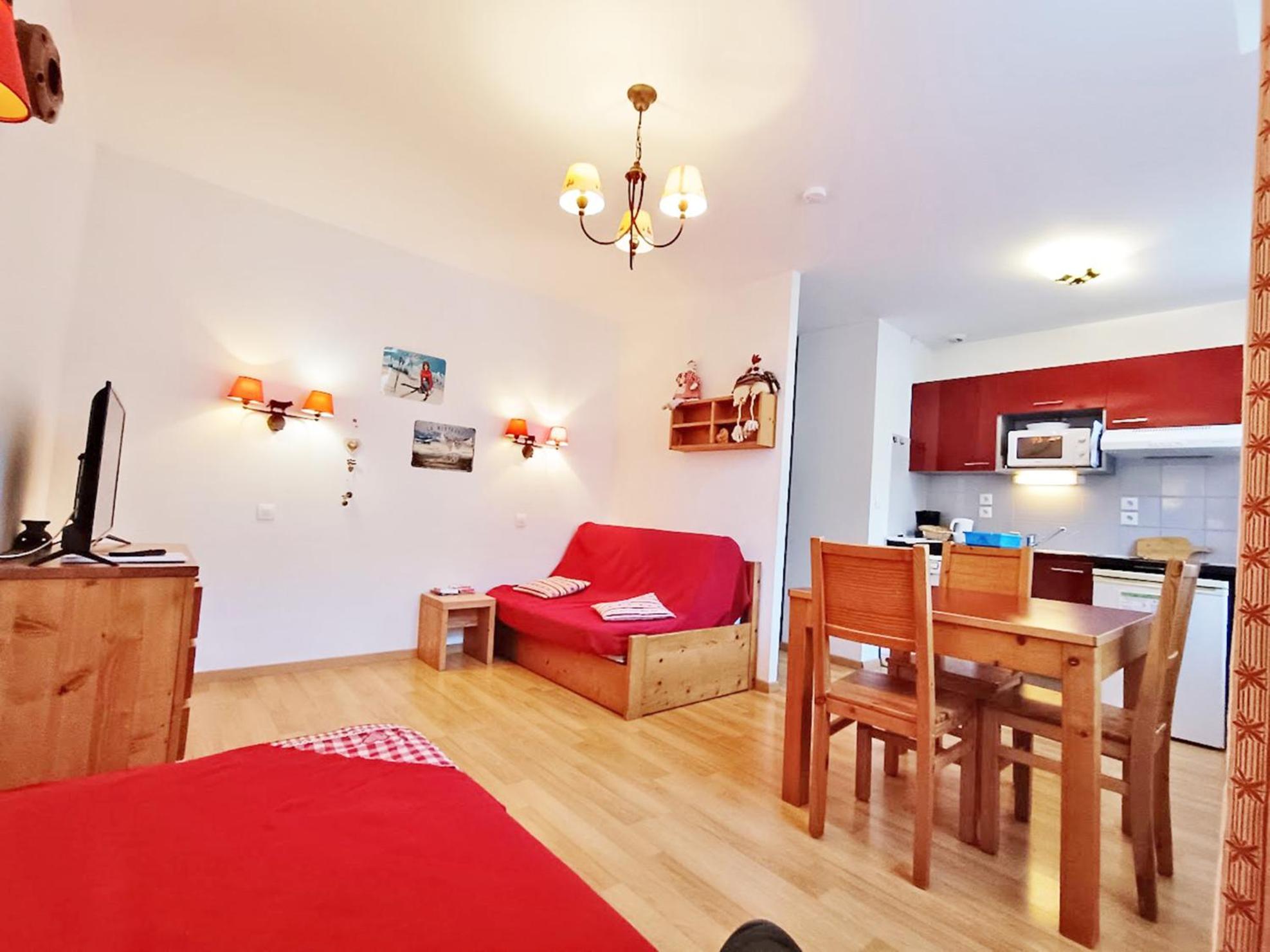 Le Bouquetin, Studio, Centre Luchon, Wifi, Casier A Skis, Ascenseur, 3 Personnes Bagneres-de-Luchon ภายนอก รูปภาพ