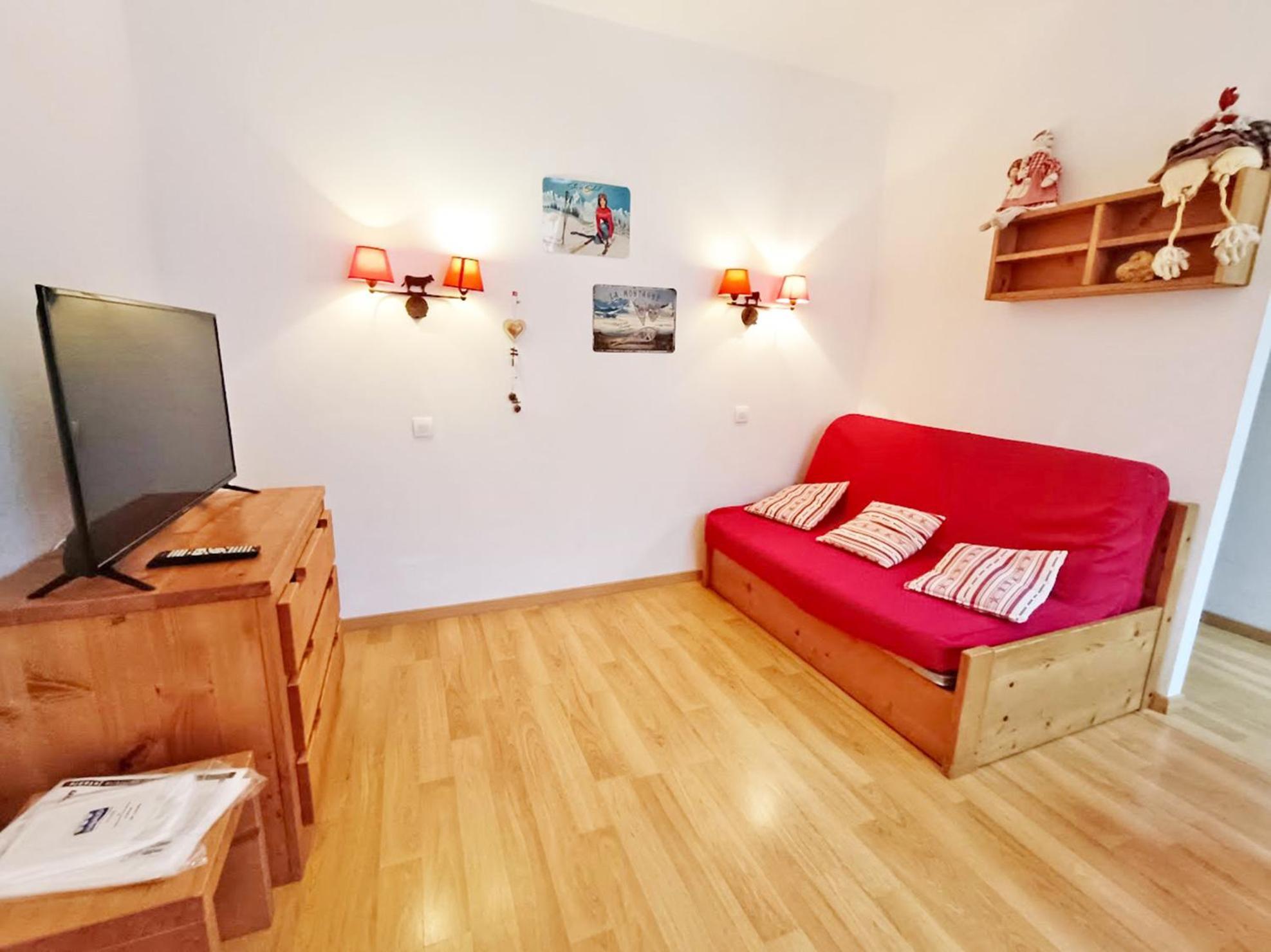 Le Bouquetin, Studio, Centre Luchon, Wifi, Casier A Skis, Ascenseur, 3 Personnes Bagneres-de-Luchon ภายนอก รูปภาพ